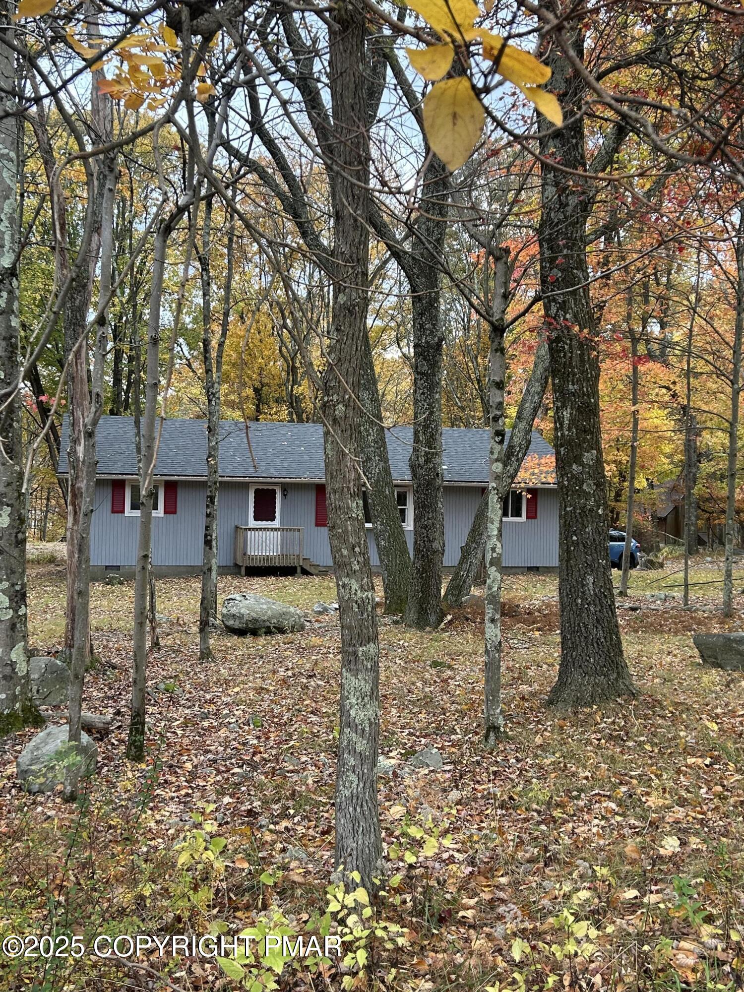 107 Davis Circle Bushkill, PA 18324 - Photo 34 of 35 IMG_0984