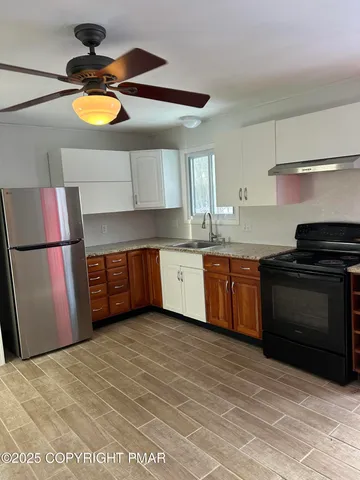 $1,800 | 107 Davis Circle, Bushkill, PA 18324