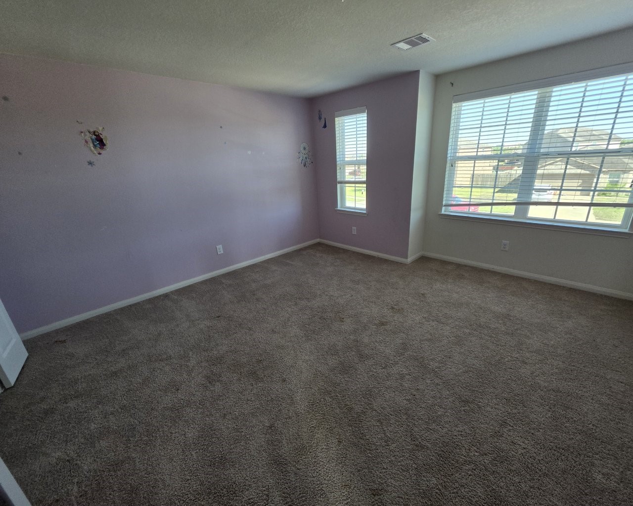 2709 Calypso Place La Marque, TX 77568 - Photo 15 of 21 an empty room with windows