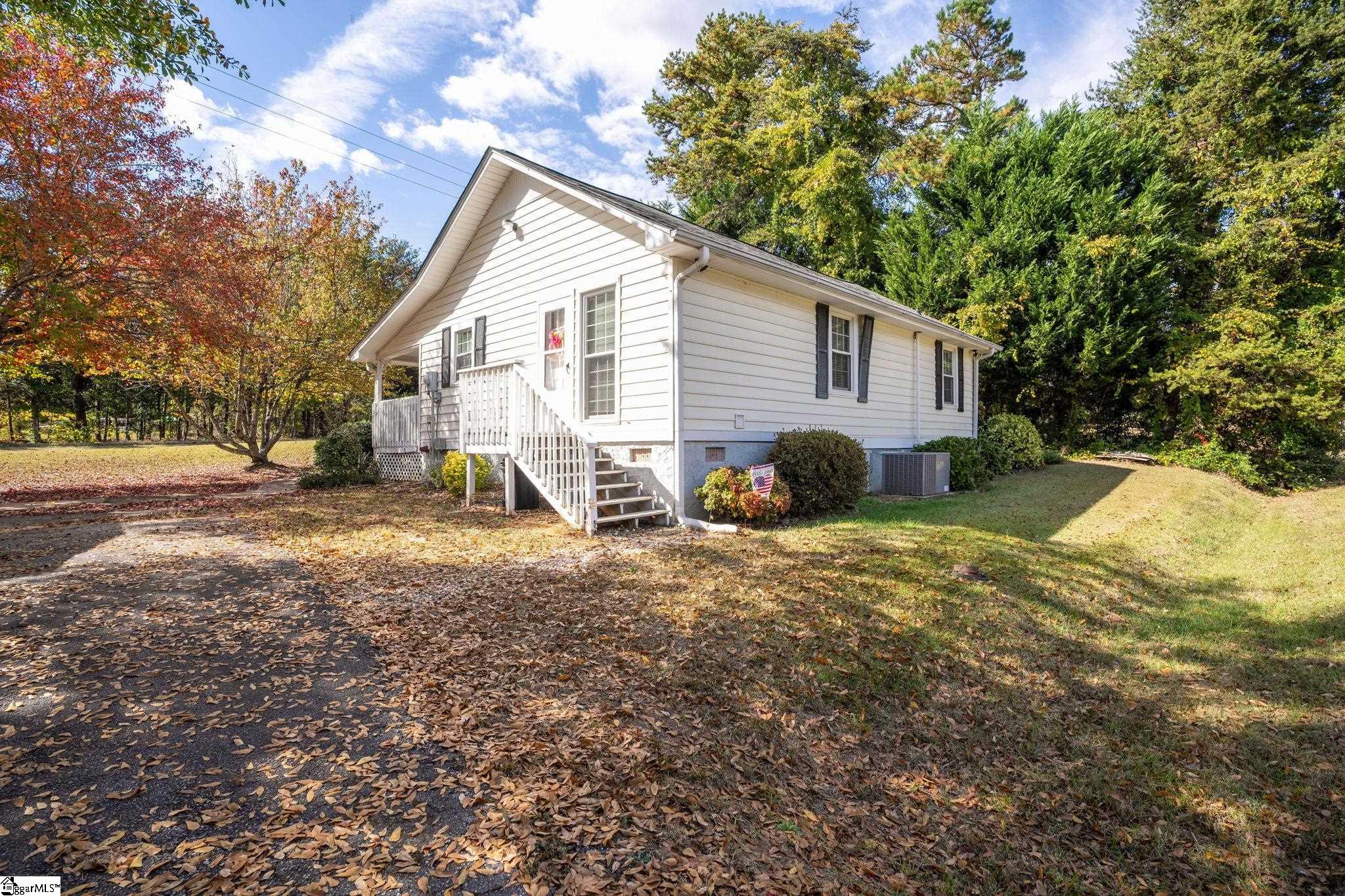 5166 Locust Hill Road Travelers Rest, SC 29690 - Photo 28 of 31