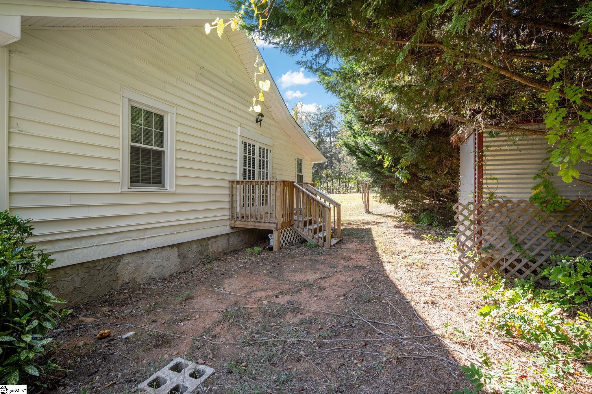 5166 Locust Hill Road Travelers Rest, SC 29690 - Photo 29 of 31