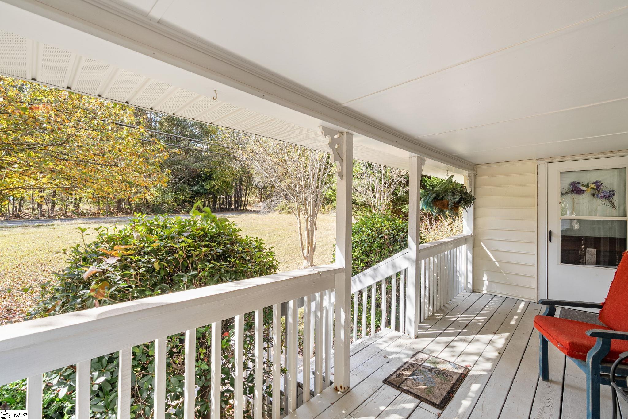 5166 Locust Hill Road Travelers Rest, SC 29690 - Photo 5 of 31