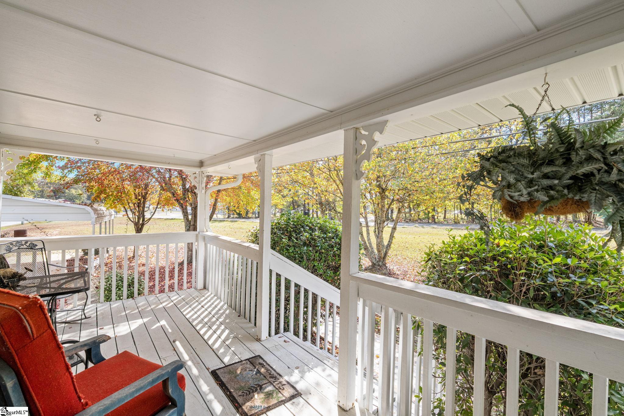 5166 Locust Hill Road Travelers Rest, SC 29690 - Photo 6 of 31