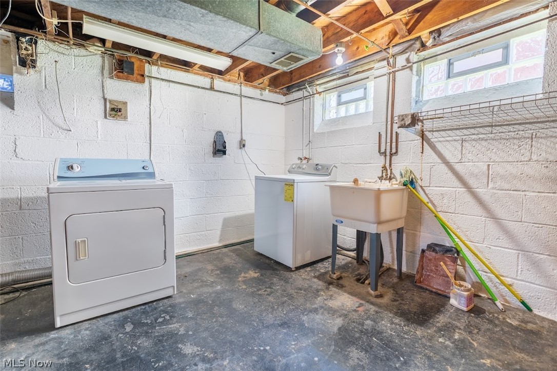 4205 Lambert Road Cleveland, OH 44121 - Photo 23 of 24 Basement
