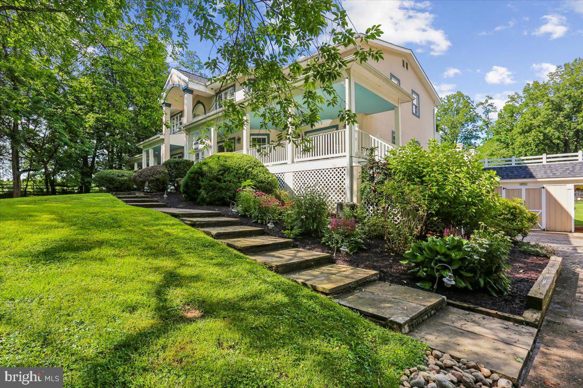8603 Brickyard Road Potomac, MD 20854 - Photo 131 of 135 Front Walk