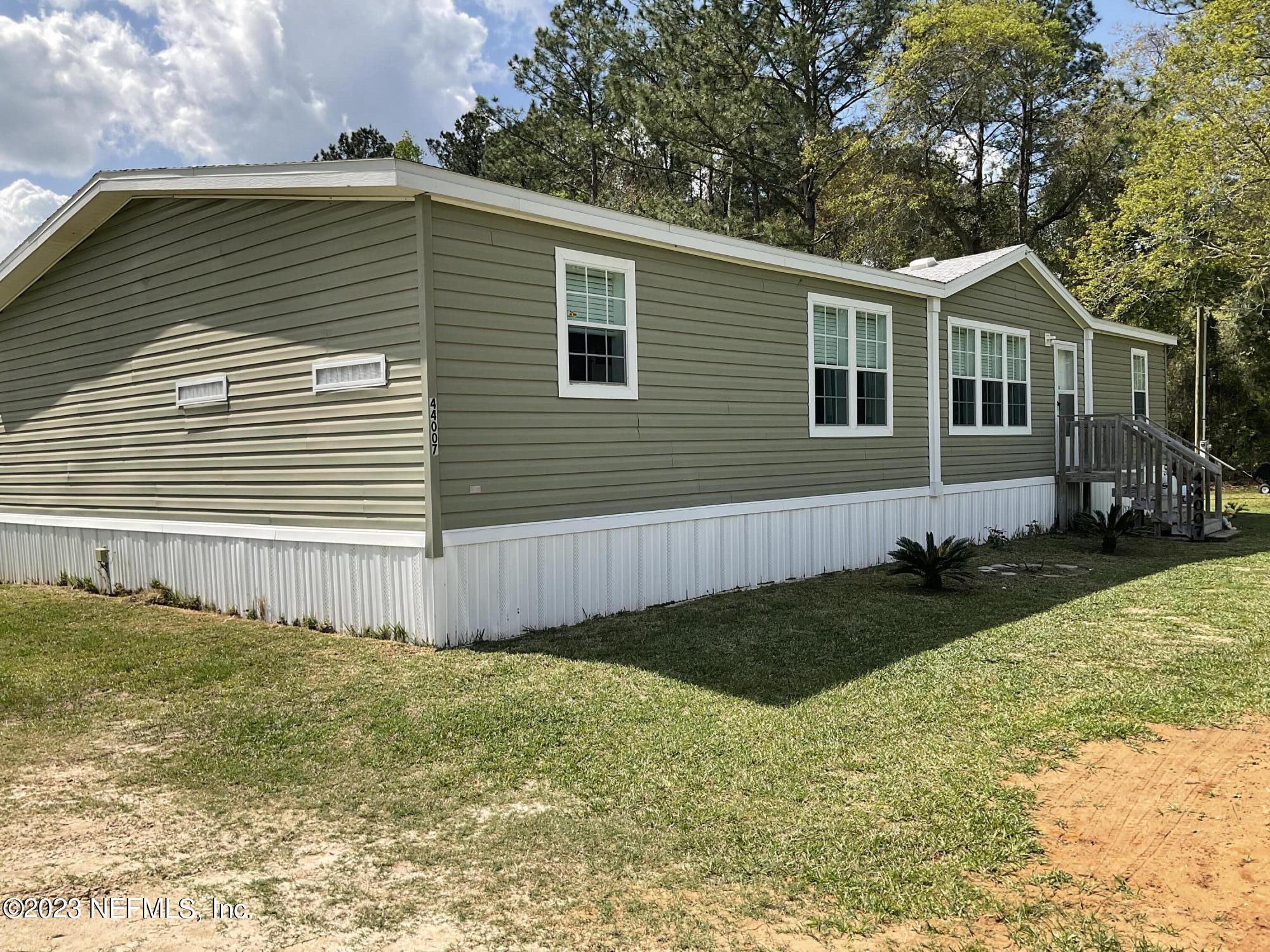 44007 Squirrel Way Callahan, FL 32011 - Photo 20 of 46 72561DDB-3B58-45A9-BCF0-EE68A14E55A8