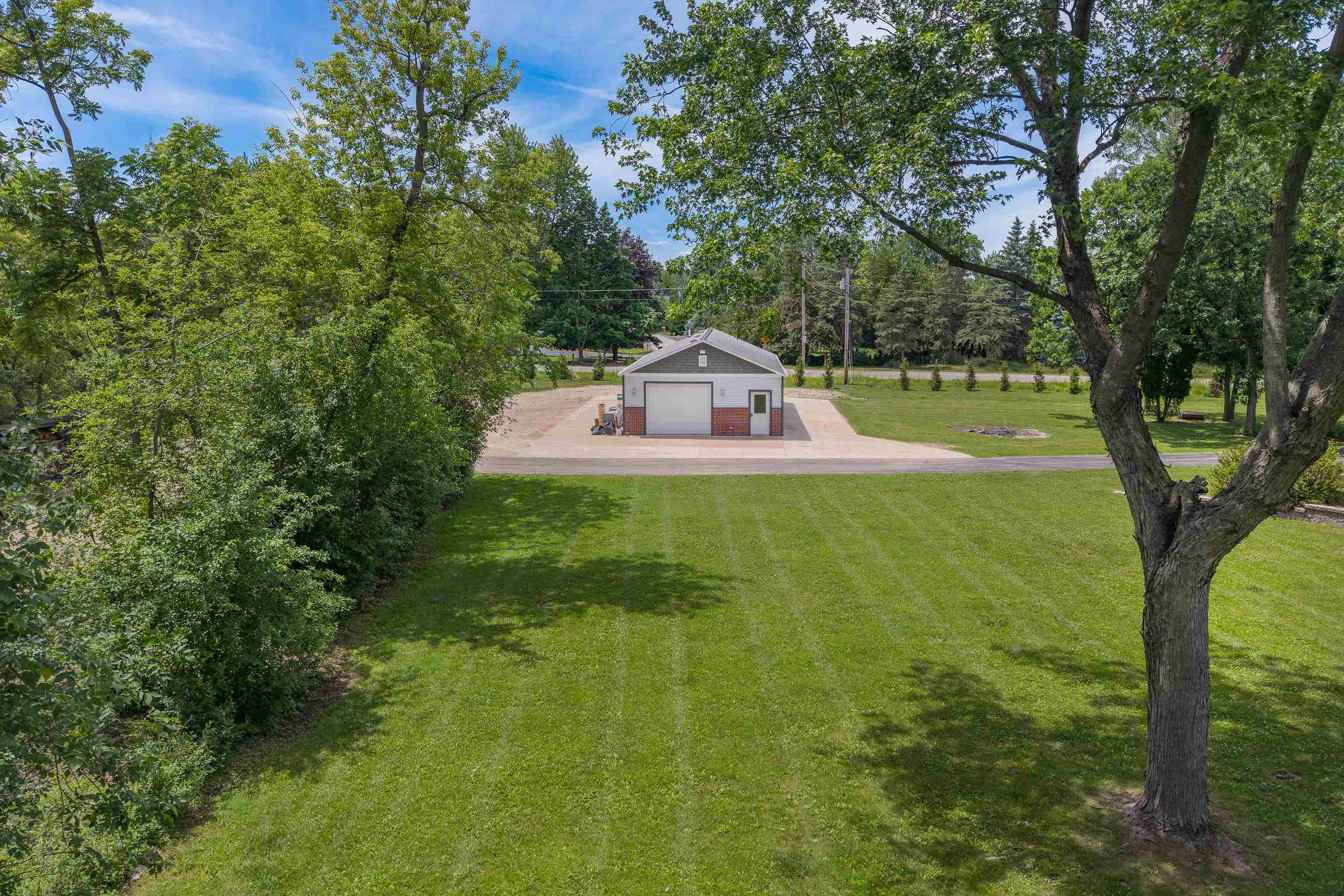 5086 Valley Heights Road Oshkosh, WI 54904 - Photo 74 of 86