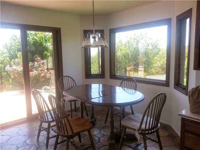 1708 Monserate Way Fallbrook, CA 92028 - Photo 10 of 20 Gallery Image 10