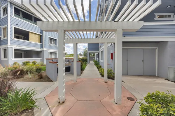 $3,150 | 111 South Lakeview Avenue, Unit 111D, Placentia, CA 92870