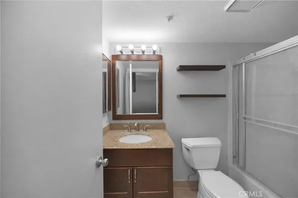 $3,150 | 111 South Lakeview Avenue, Unit 111D, Placentia, CA 92870