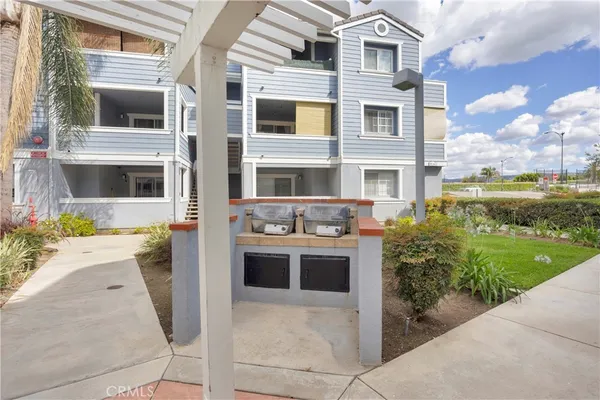 $3,150 | 111 South Lakeview Avenue, Unit 111D, Placentia, CA 92870