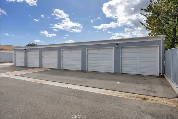 $3,150 | 111 South Lakeview Avenue, Unit 111D, Placentia, CA 92870