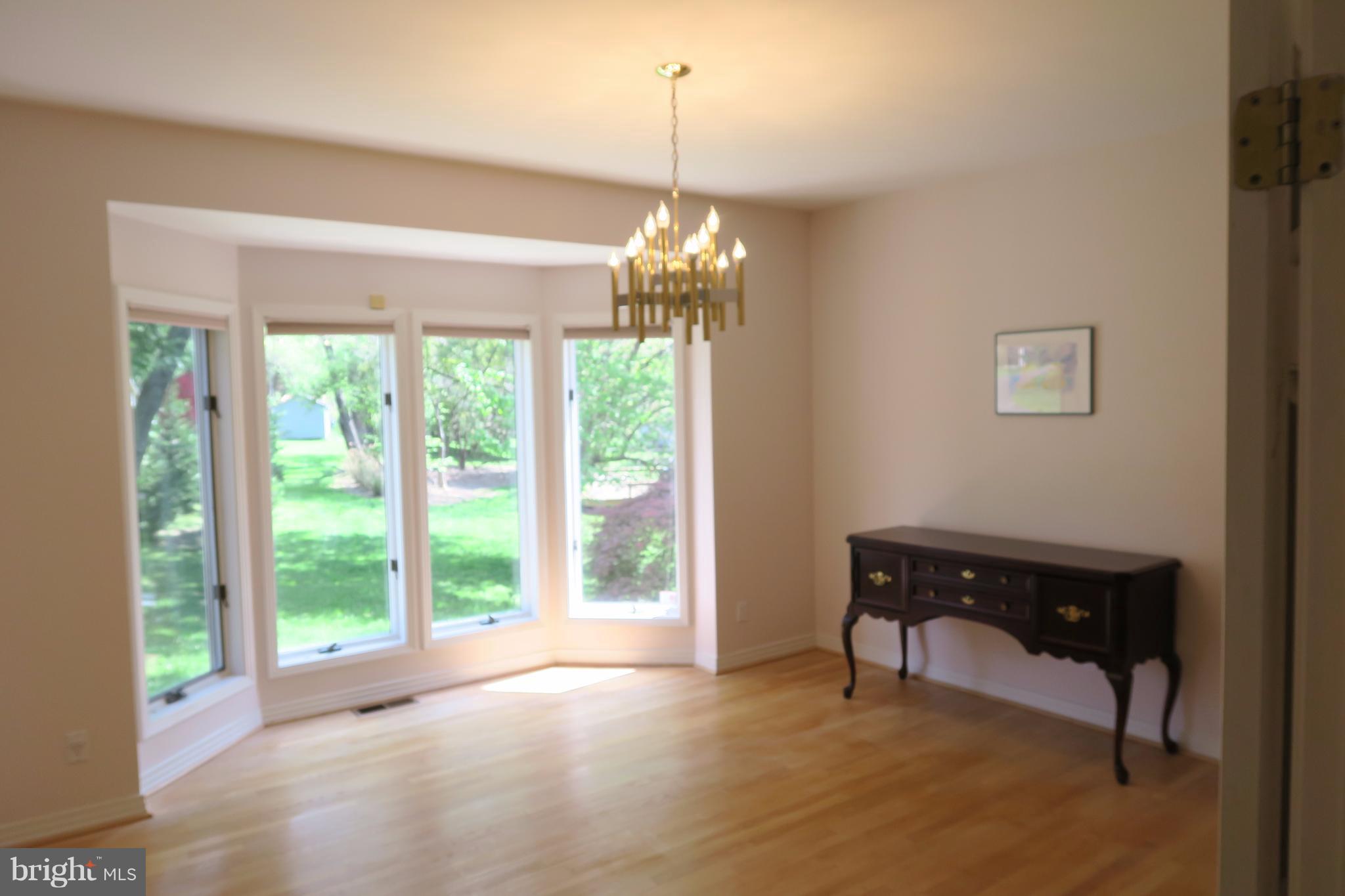 15300 Merrifields Court Silver Spring, MD 20906 - Photo 3 of 30 study