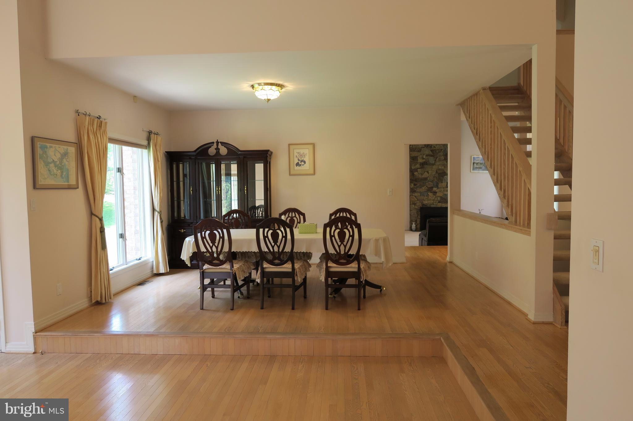 15300 Merrifields Court Silver Spring, MD 20906 - Photo 5 of 30 Dining Room