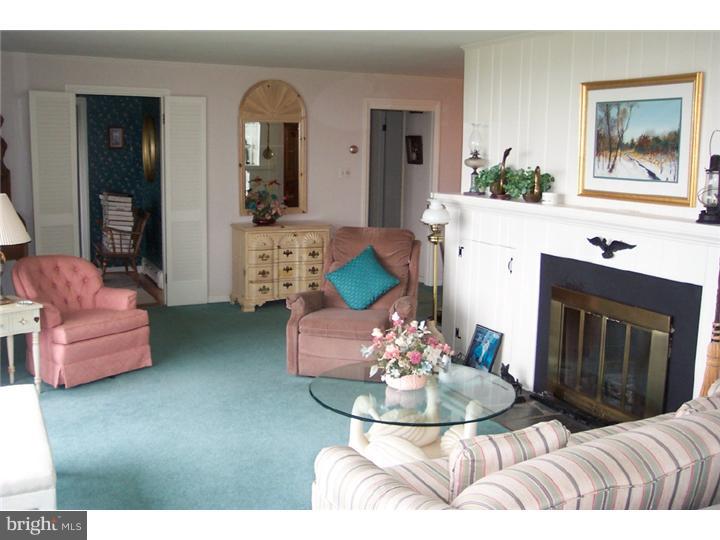 2003 Ridge Road Perkasie, PA 18944 - Photo 5 of 11 Living Room