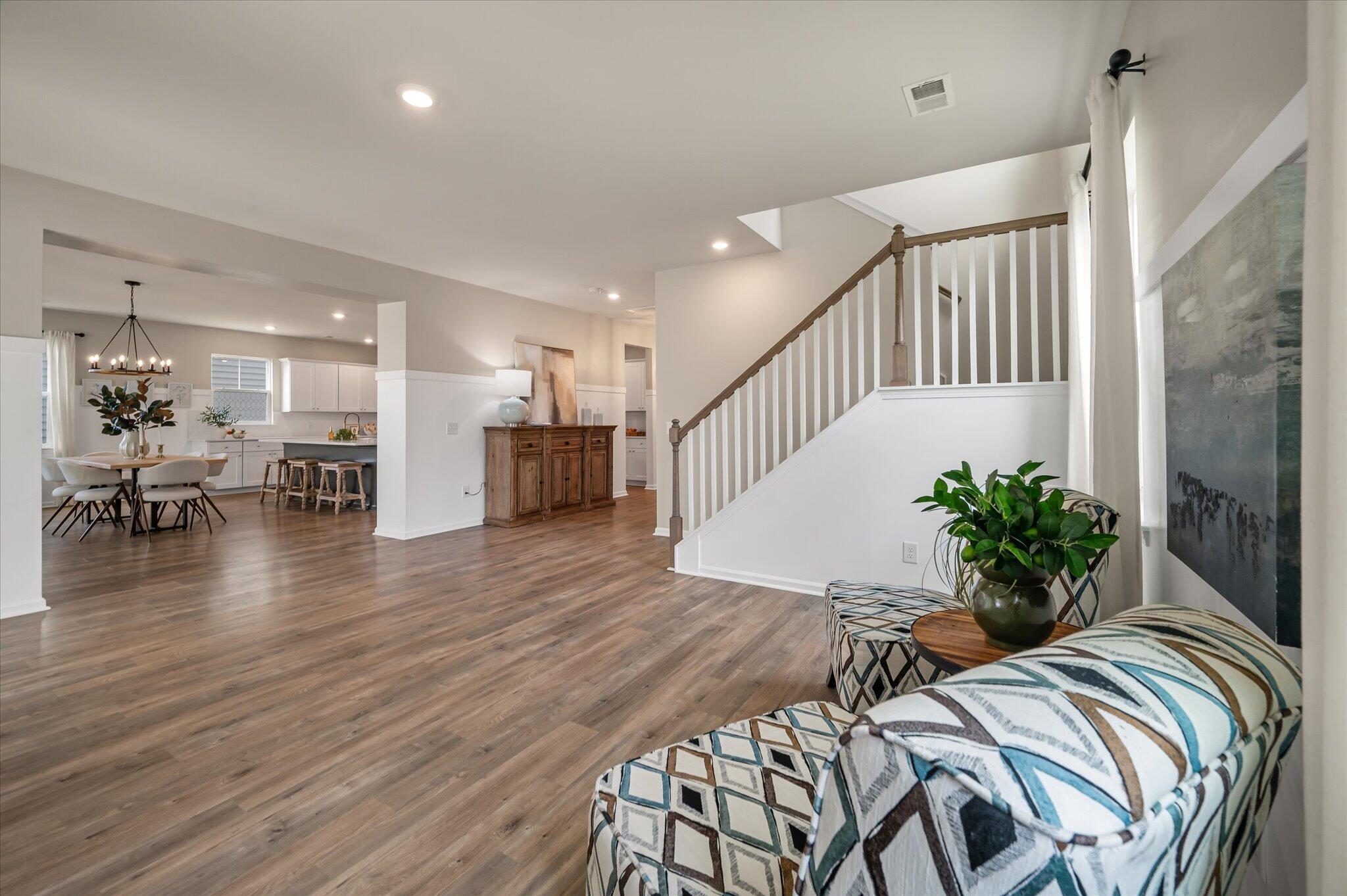 233 Narrowleaf Avenue Summerville, SC 29485 - Photo 8 of 92