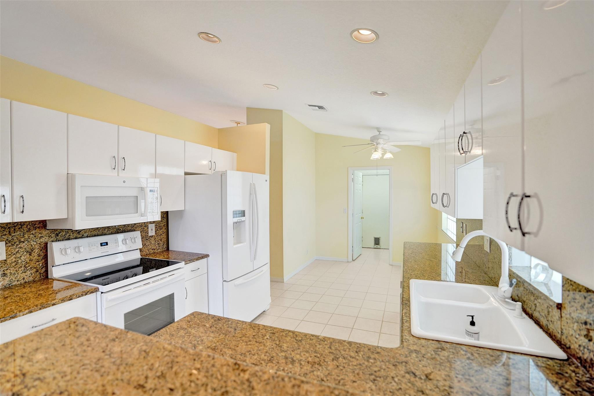 7219 Modena Drive Boynton Beach, FL 33437 - Photo 8 of 47 Photo 8