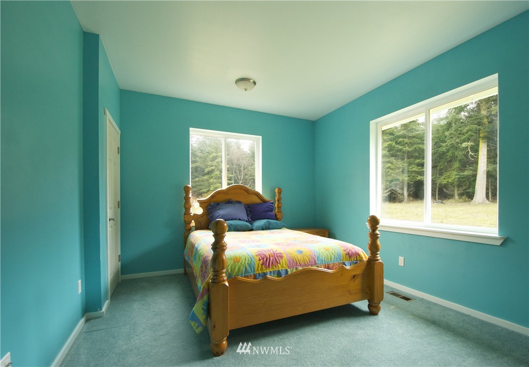 363 Rustic Ridge Lane Coupeville, WA 98239 - Photo 17 of 25 Gallery Image 17