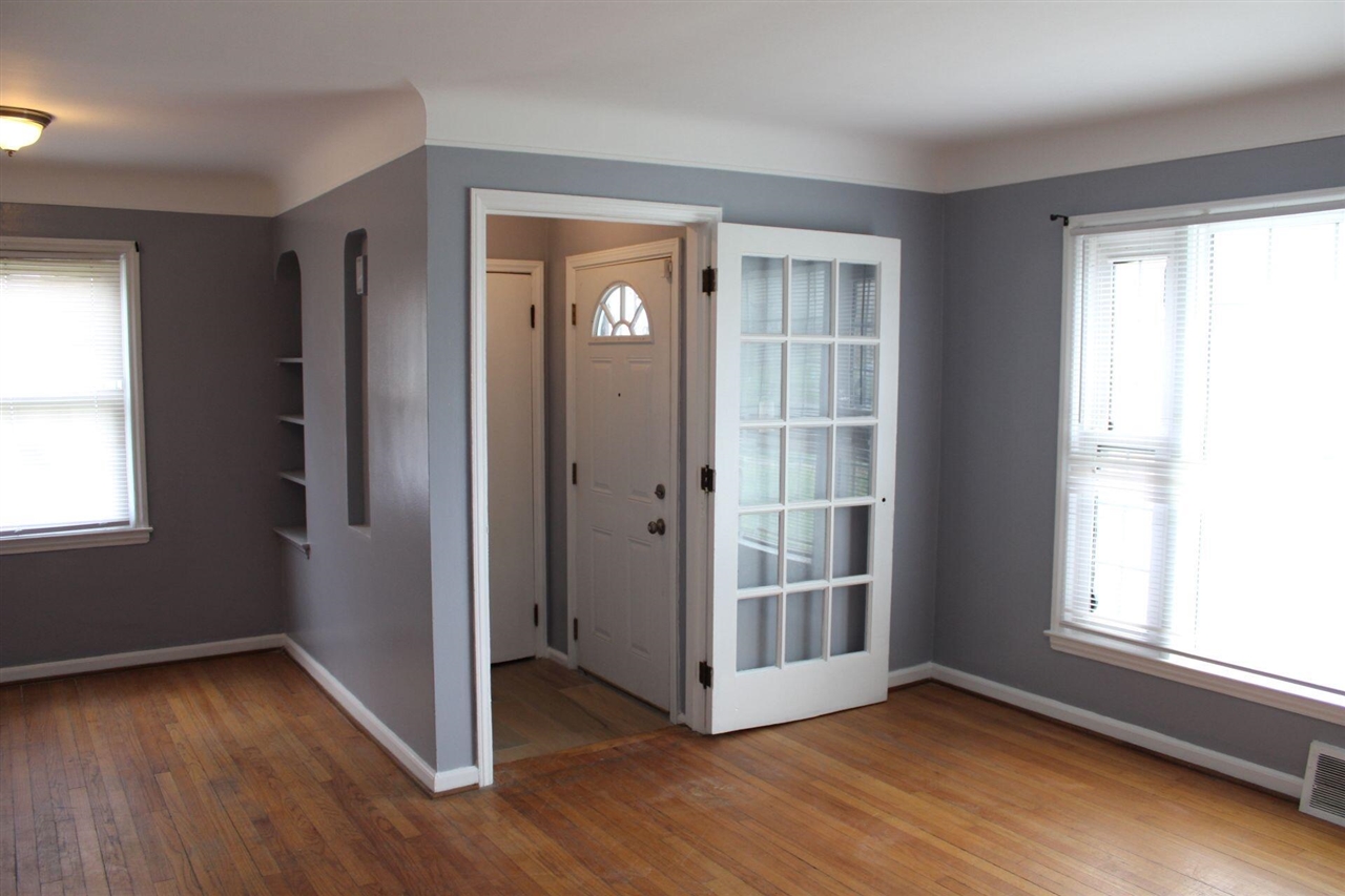 8045 Appoline Street Detroit, MI 48228 - Photo 27 of 39