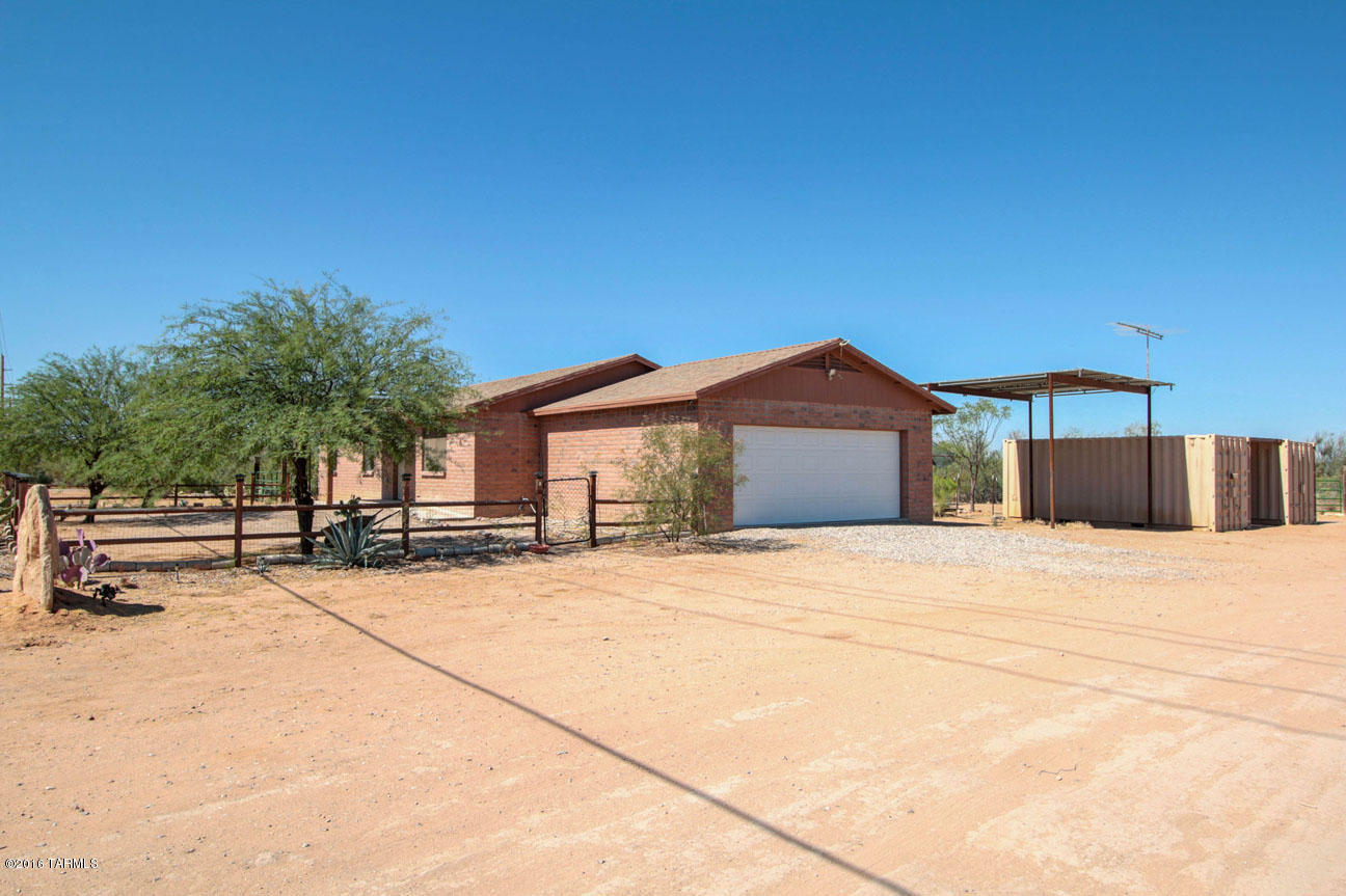 5645 North Avra Road Tucson, AZ 85743 - Photo 4 of 29 Gallery Image 4
