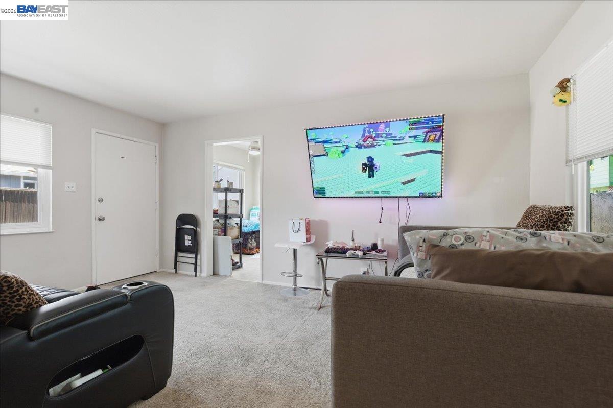 882 West Tennyson Road Hayward, CA 94544 - Photo 23 of 57