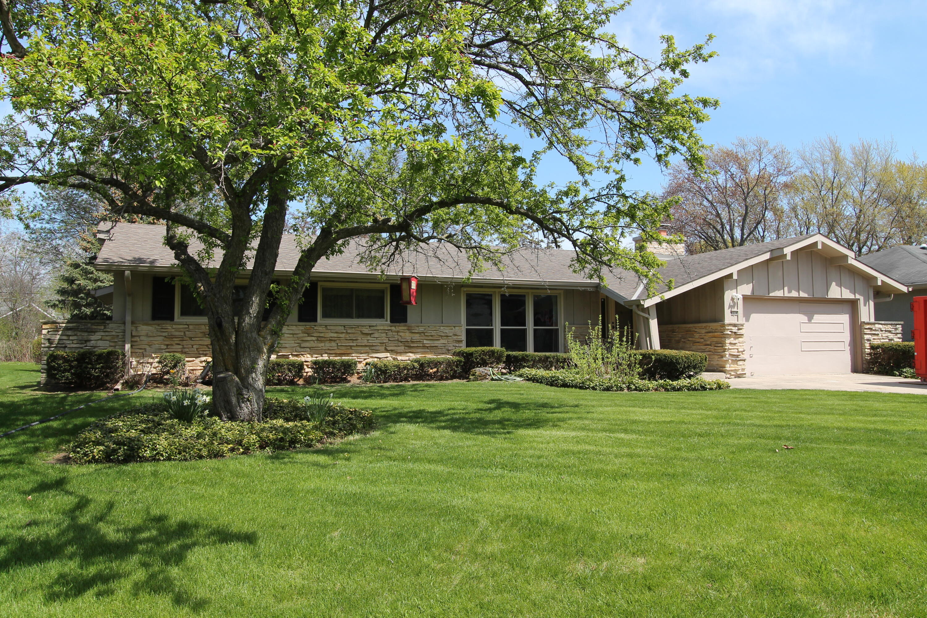 8570 North Greenvale Road Bayside, WI 53217 - Photo 1 of 1 Front