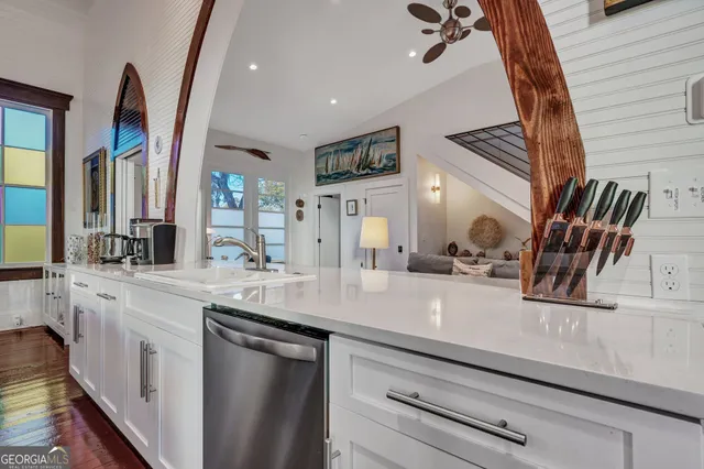 $1,400,000 | 2716 Mechanics Avenue, Thunderbolt, GA 31404