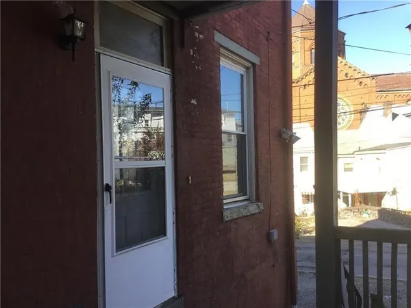 $1,325 | 3607 Penn Avenue, Unit REAR, Pittsburgh, PA 15201