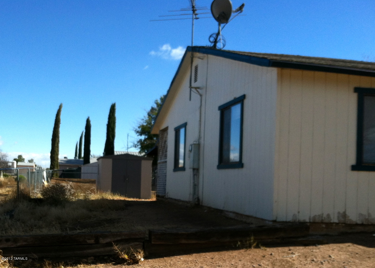 3184 West Robin Road Benson, AZ 85602 - Photo 10 of 11 Gallery Image 10