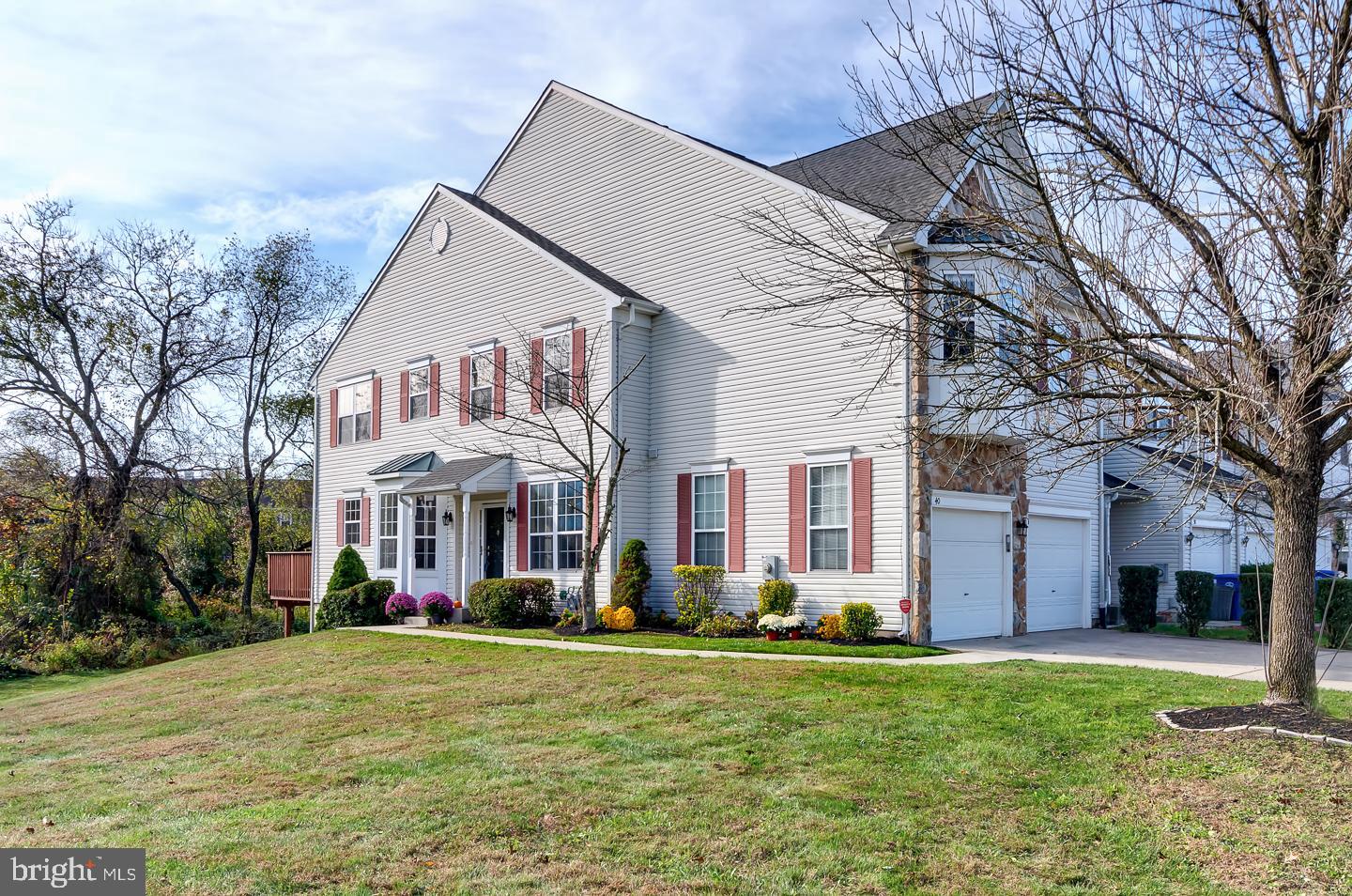 40 Threadleaf Terrace Burlington Township, NJ 08016 - Photo 3 of 34 Front of House