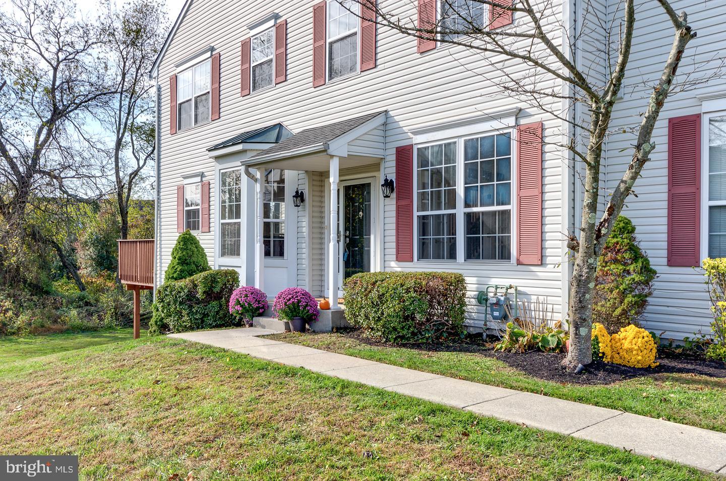 40 Threadleaf Terrace Burlington Township, NJ 08016 - Photo 4 of 34 Front