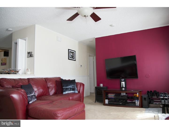 547 Lehigh Road Wenonah, NJ 08090 - Photo 12 of 21 Living Room