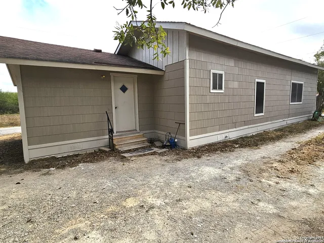 $1,650 | 105 Santa Clara Street, Cibolo, TX 78108