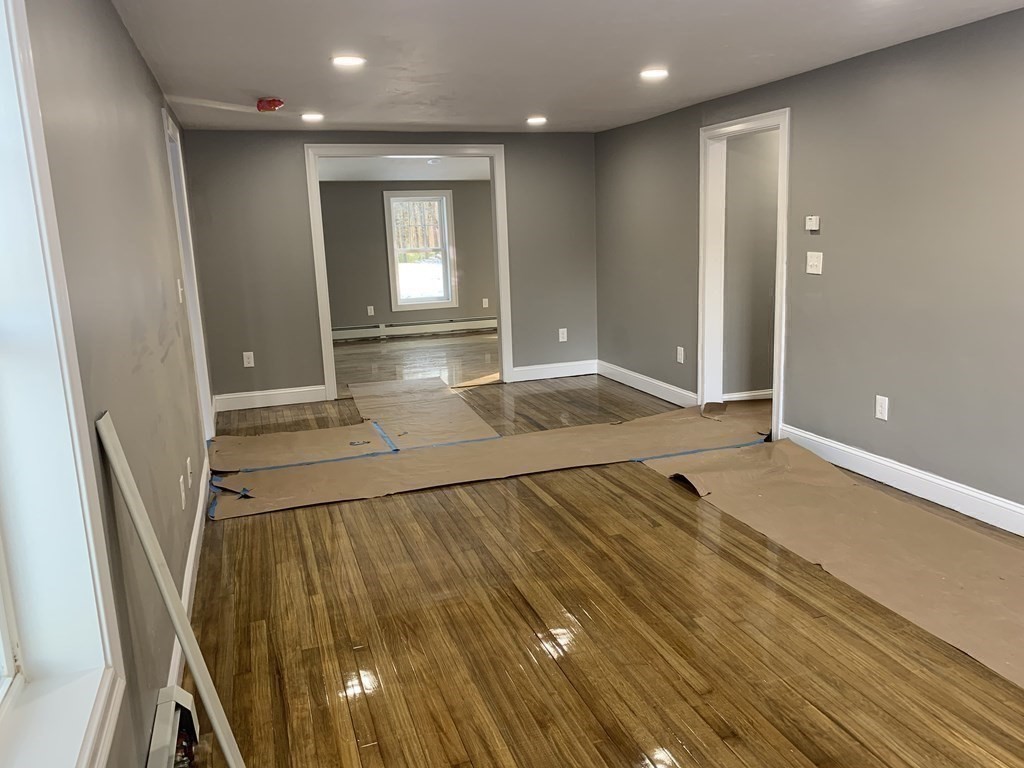 138 S Road Holden, MA 01520 - Photo 13 of 38