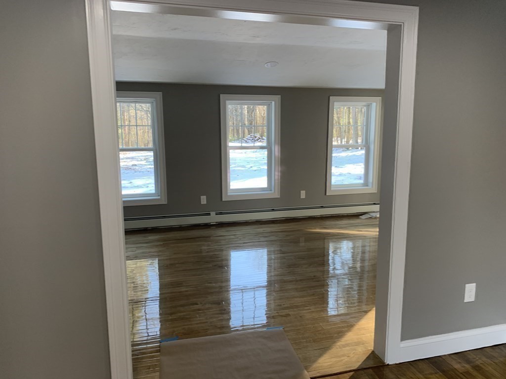 138 S Road Holden, MA 01520 - Photo 16 of 38
