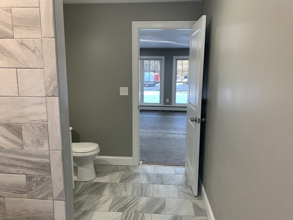 138 S Road Holden, MA 01520 - Photo 20 of 38