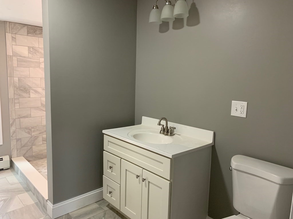 138 S Road Holden, MA 01520 - Photo 24 of 38