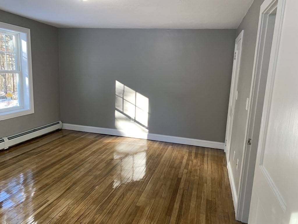 138 S Road Holden, MA 01520 - Photo 28 of 38