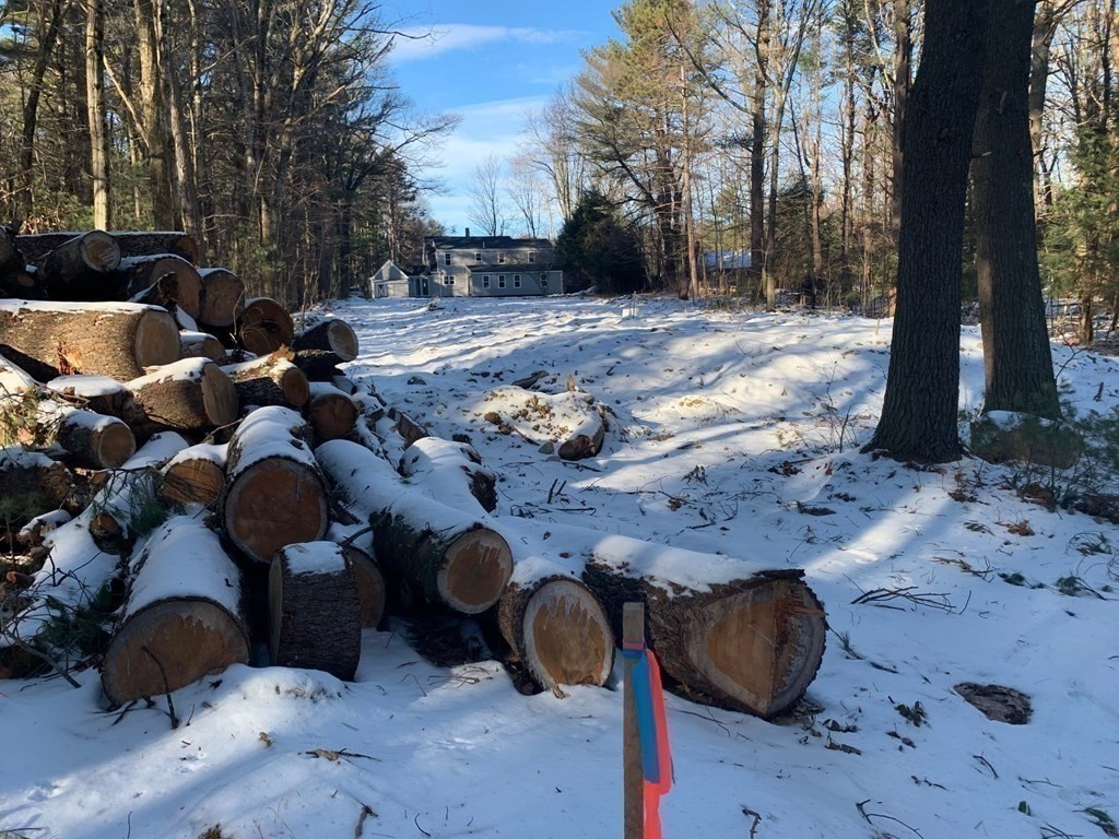 138 S Road Holden, MA 01520 - Photo 33 of 38