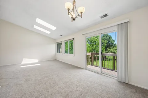 $279,900 | 124 Morningside Lane West, Unit 124, Buffalo Grove, IL 60089