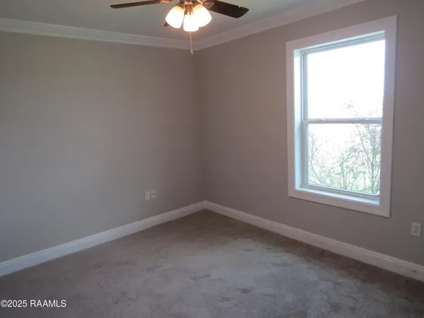 $129,900 | 11173 Highway 87, Jeanerette, LA 70544