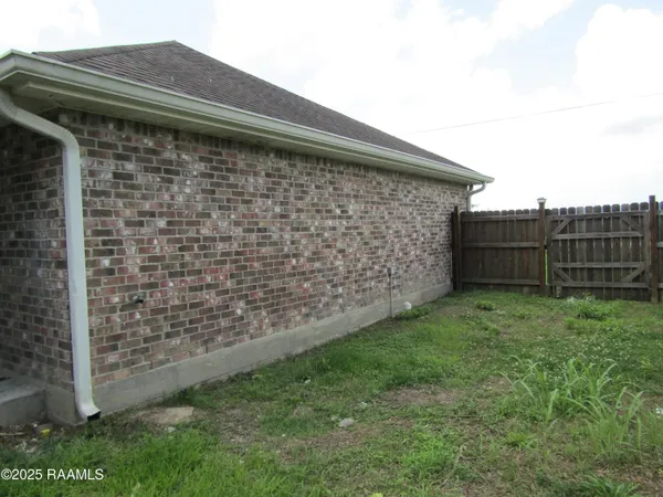 $129,900 | 11173 Highway 87, Jeanerette, LA 70544