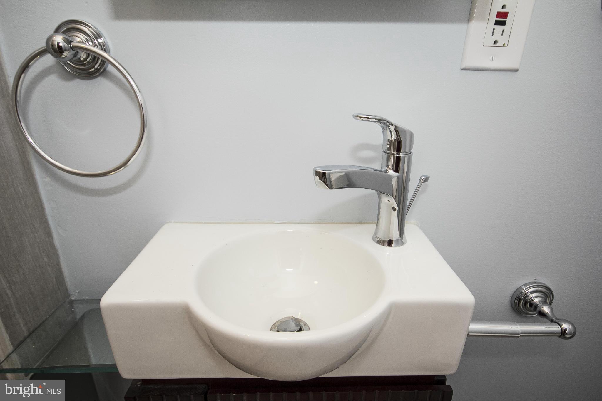 6746 Ransome Drive Baltimore, MD 21207 - Photo 19 of 27 Bath (Master)