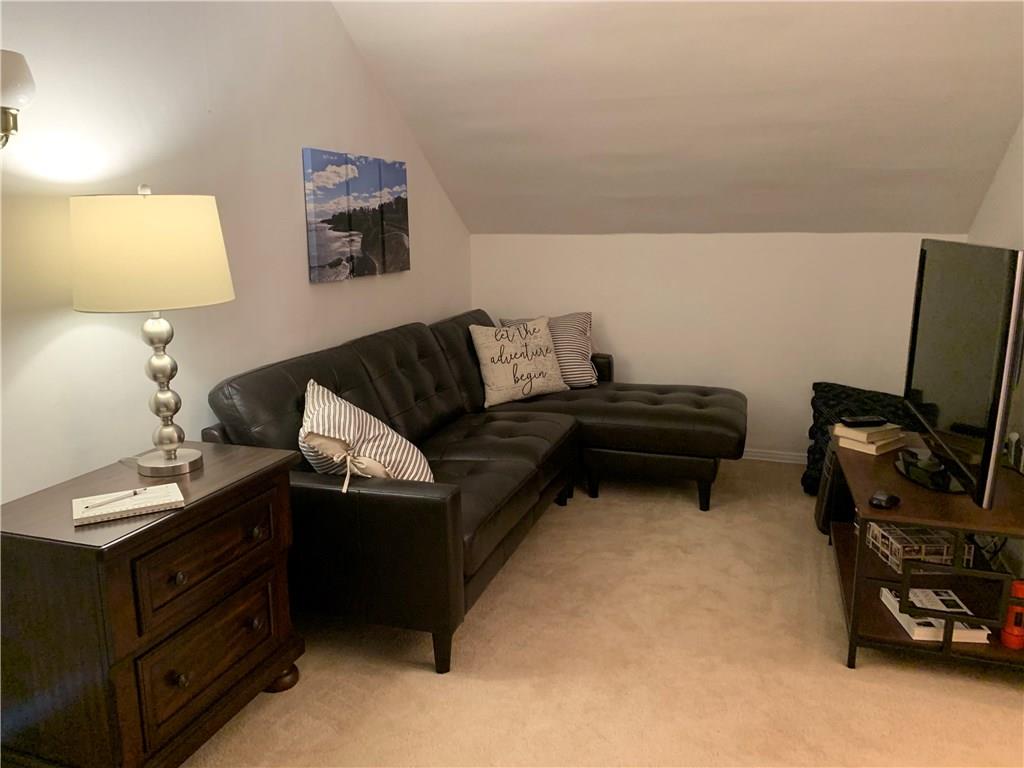 1015 Cochran Road Pittsburgh, PA 15243 - Photo 19 of 24 Gallery Image 19