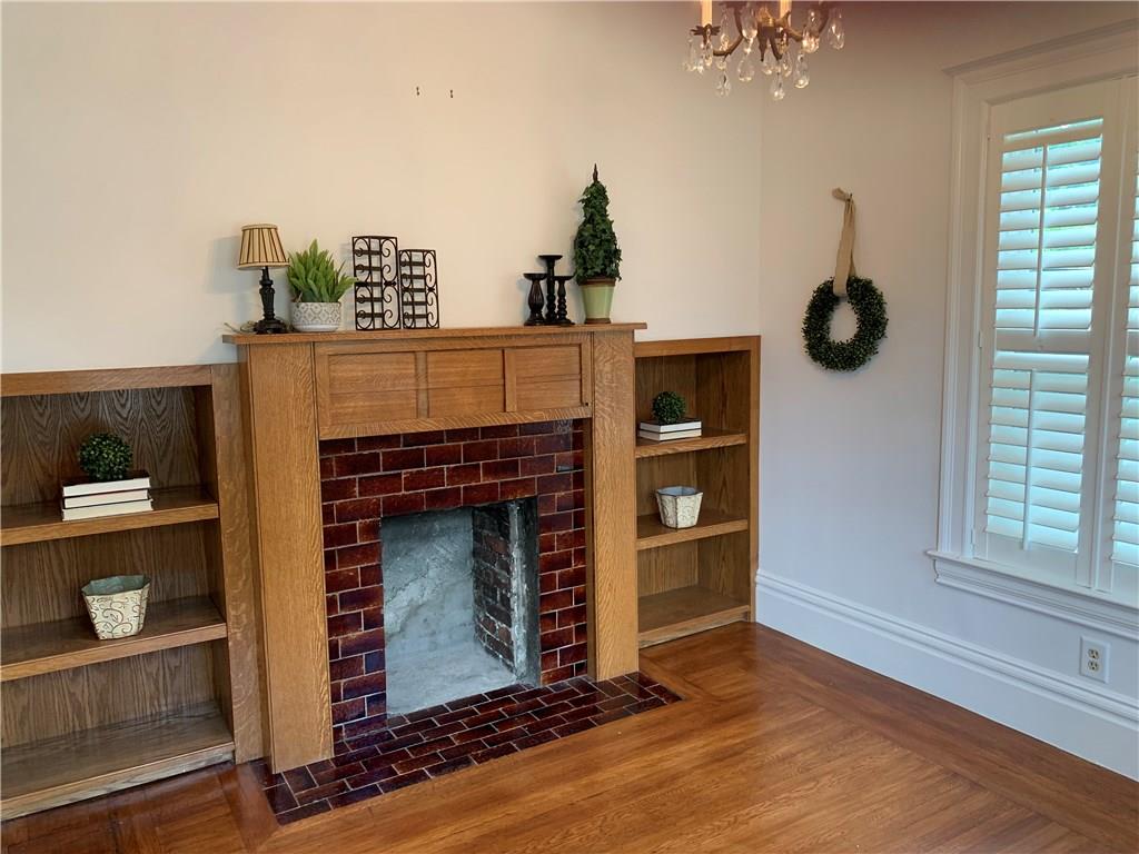 1015 Cochran Road Pittsburgh, PA 15243 - Photo 4 of 24 Gallery Image 4