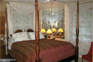 2934 Summit Circle Ellicott City, MD 21043 - Photo 13 of 30 Bedroom