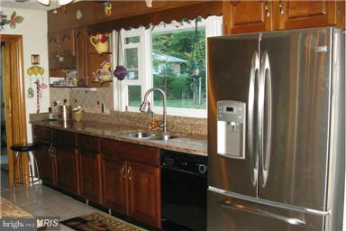 2934 Summit Circle Ellicott City, MD 21043 - Photo 6 of 30 Kitchen
