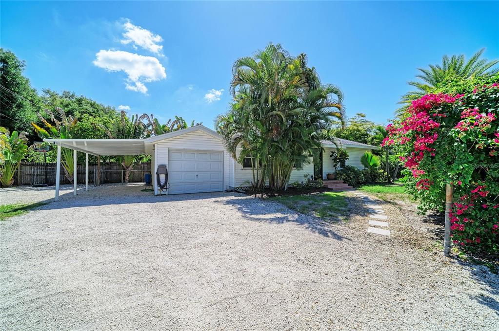 3710 Rilma Avenue Sarasota, FL 34234 - Photo 2 of 42
