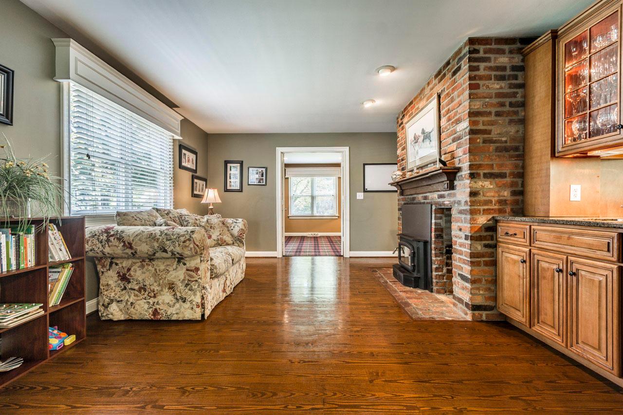 3931 Newhall Road Columbus, OH 43220 - Photo 15 of 58 Gallery Image 15