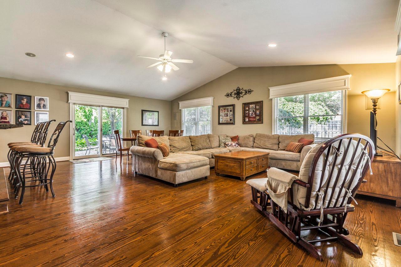 3931 Newhall Road Columbus, OH 43220 - Photo 16 of 58 Gallery Image 16